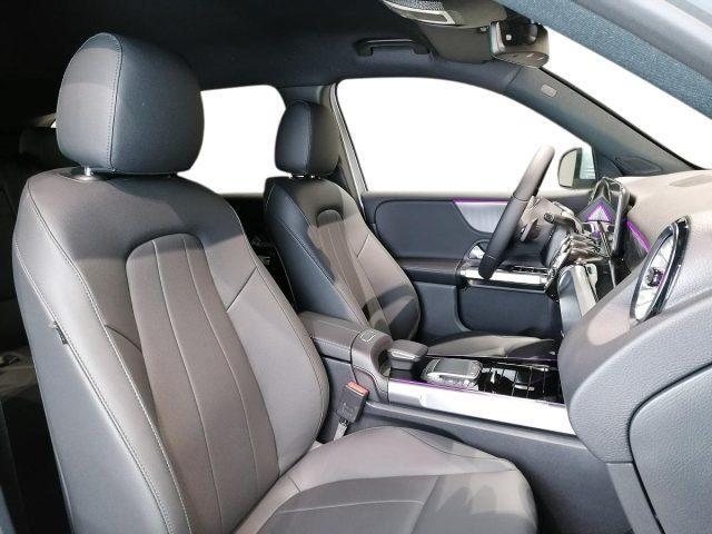 MERCEDES-BENZ EQB 300 4Matic Sport Navi