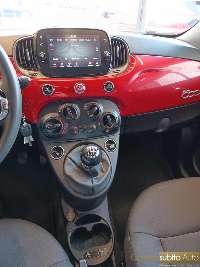 FIAT 500 1.0 Hybrid Red
