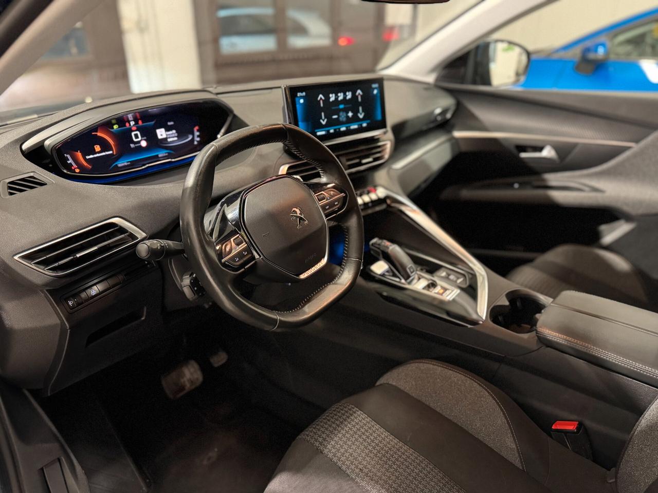 Peugeot 3008 BlueHDi 130 S&S EAT8 Active Business