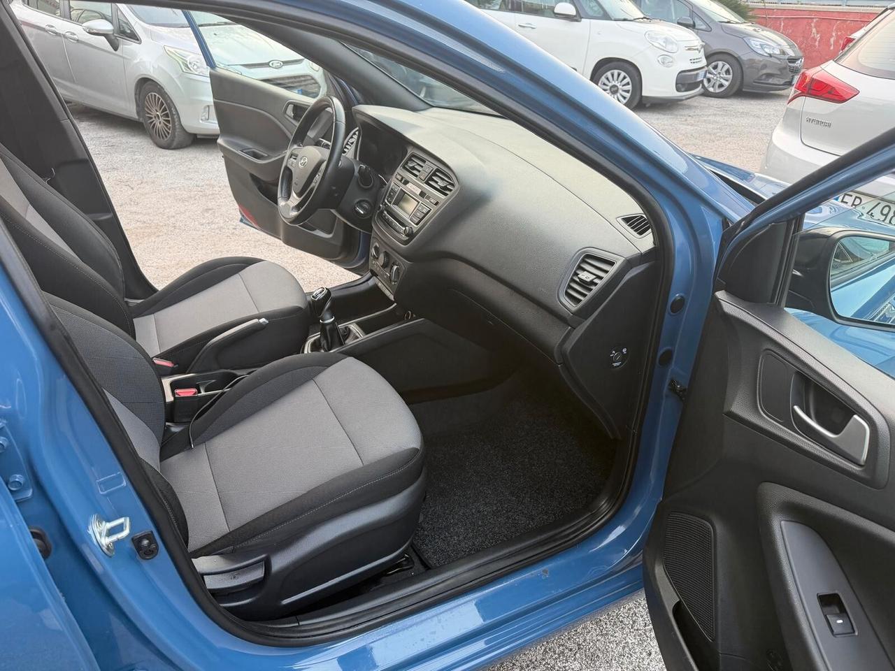 Hyundai i20 1.1 CRDi 12V 5 porte Classic