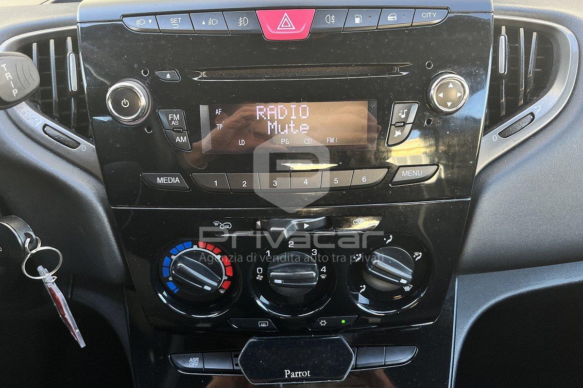 LANCIA Ypsilon 1.2 69 CV 5 porte GPL Ecochic Elefantino