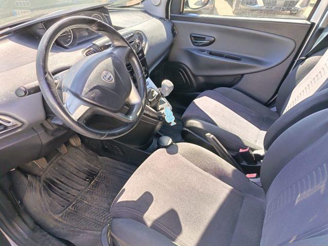 LANCIA Ypsilon 1.2 69 CV 5 porte S&S Platinum
