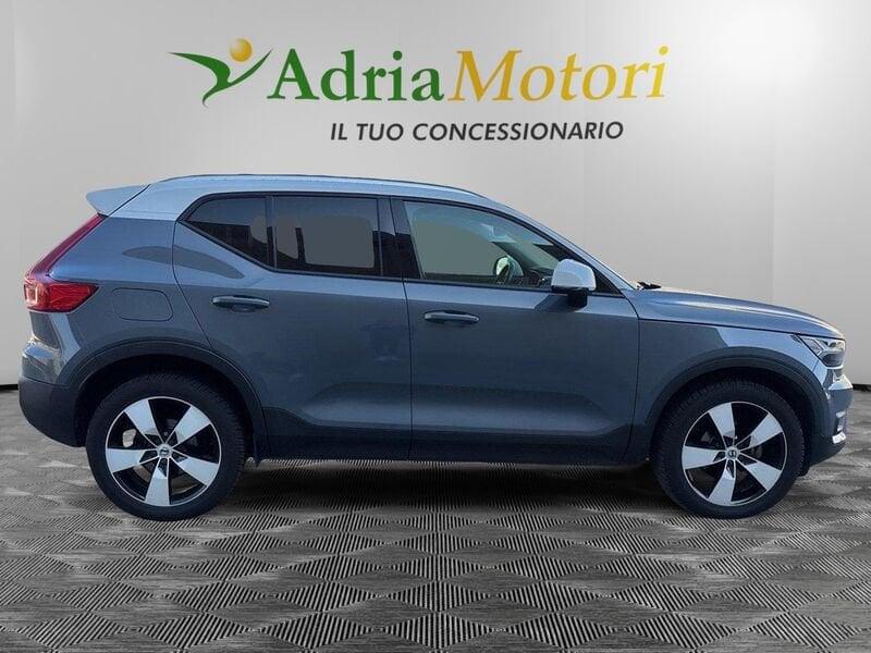 Volvo XC40 D3 AWD Geartronic Momentum Pro