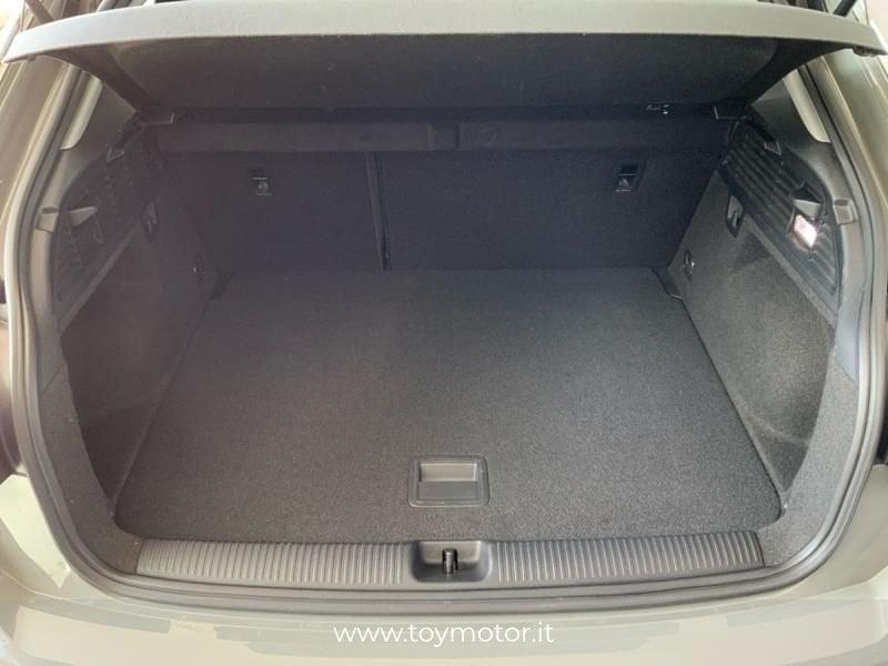 Audi Q2 30 TDI S tronic Identity Black