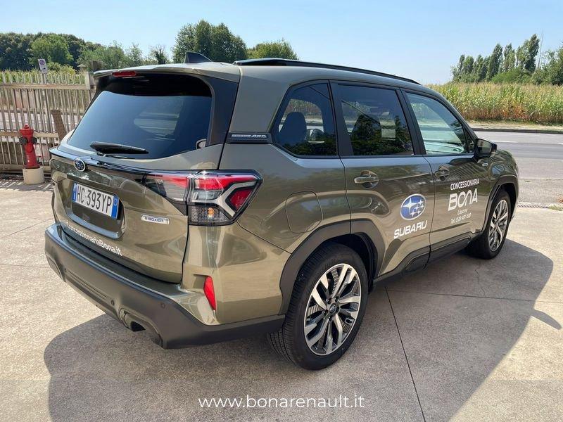 Subaru Forester 2.0 e-Boxer Premium auto