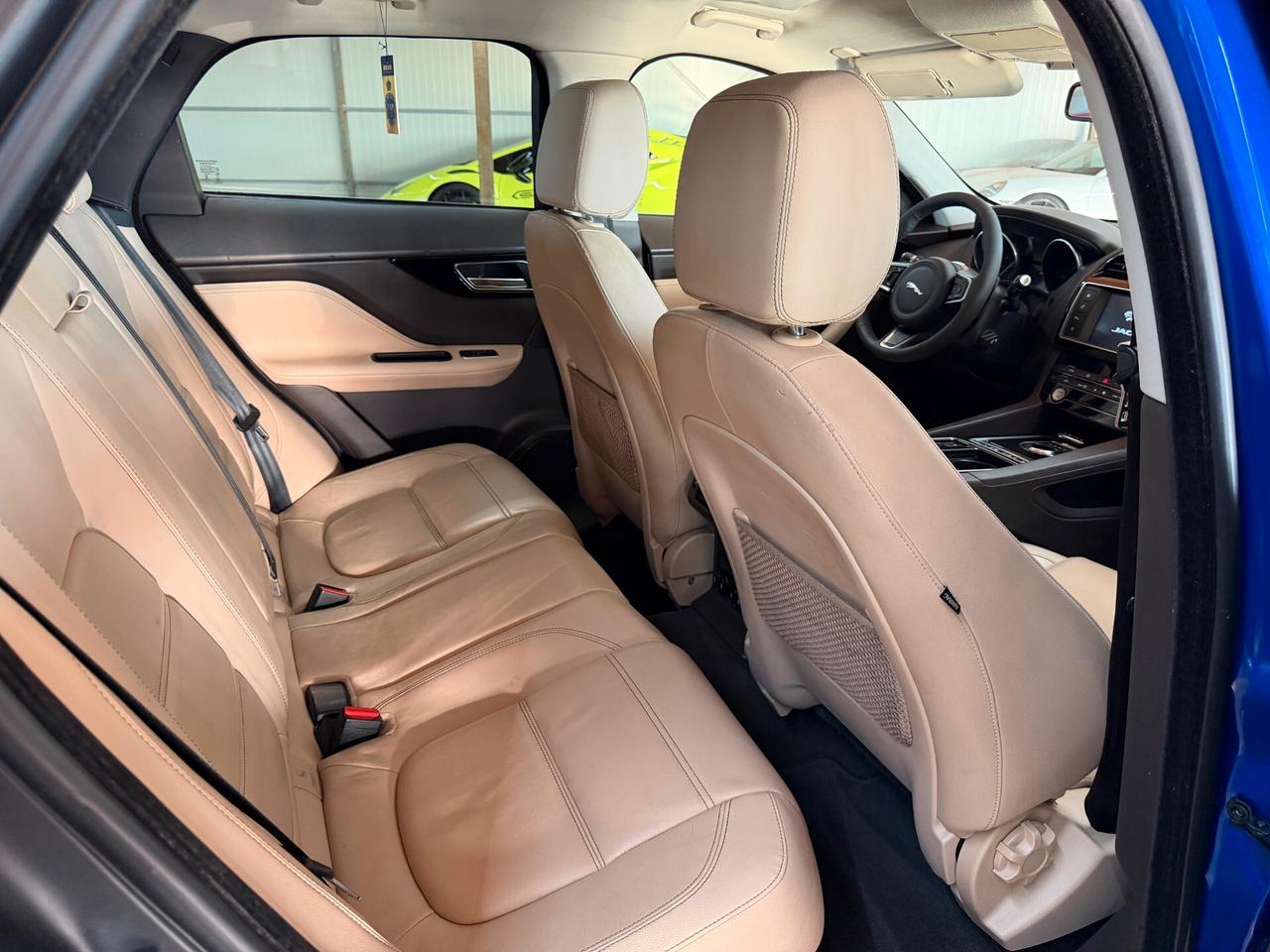 Jaguar F-Pace 2.0 D 180 CV - 24 MESI DI GARANZIA