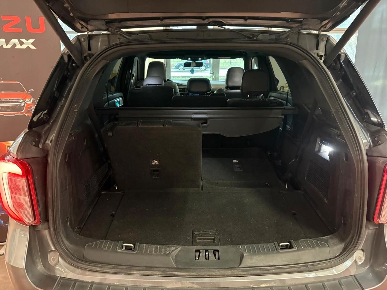 FORD EXPLORER CAMBIO AUT. 4X4 HIBRID ELETTRICA -Benz. 2.8 CV 363 Km 122. 344 garanzia 12 mesi