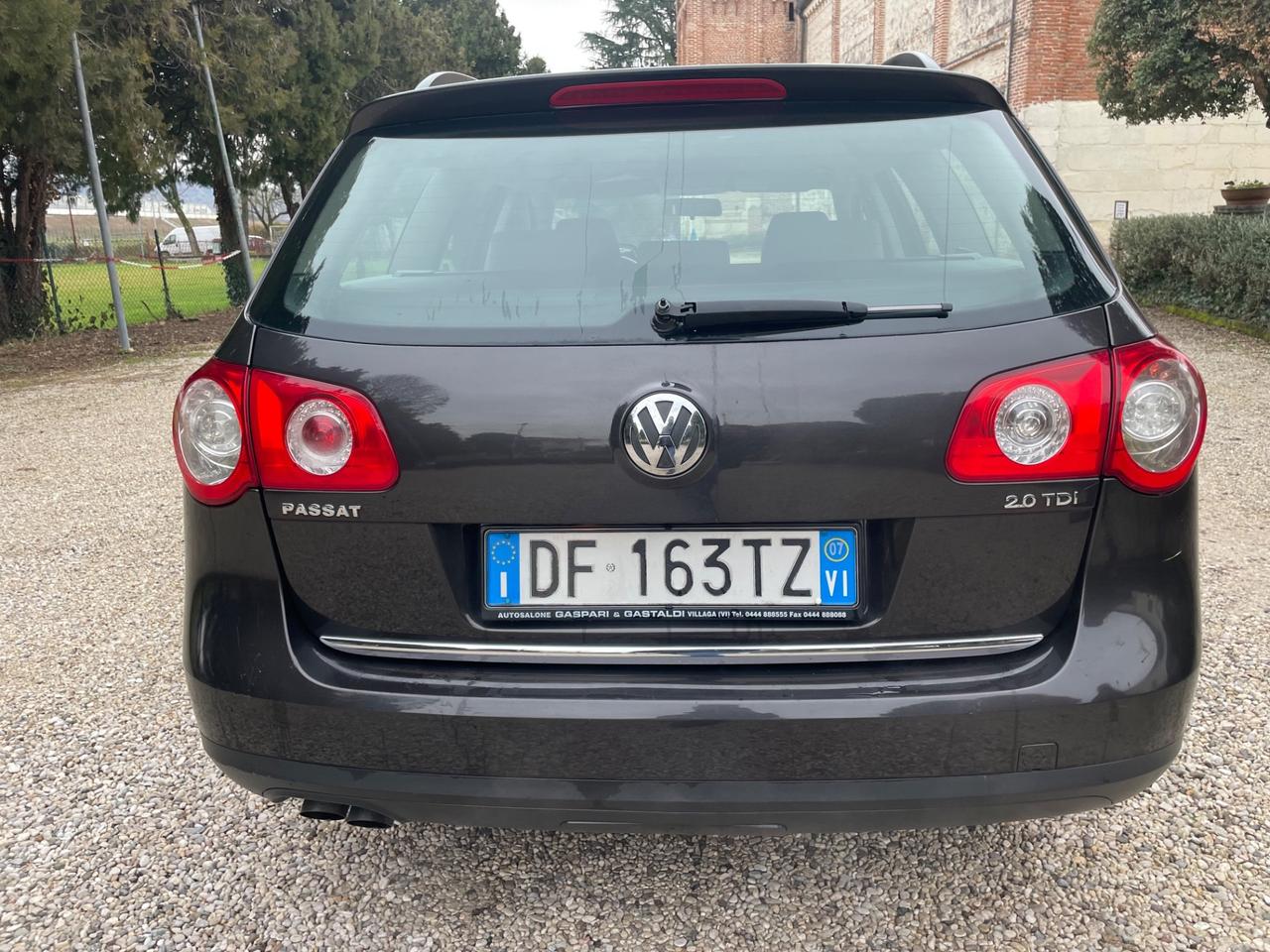 Volkswagen Passat 2.0 16V TDI Var. Highline