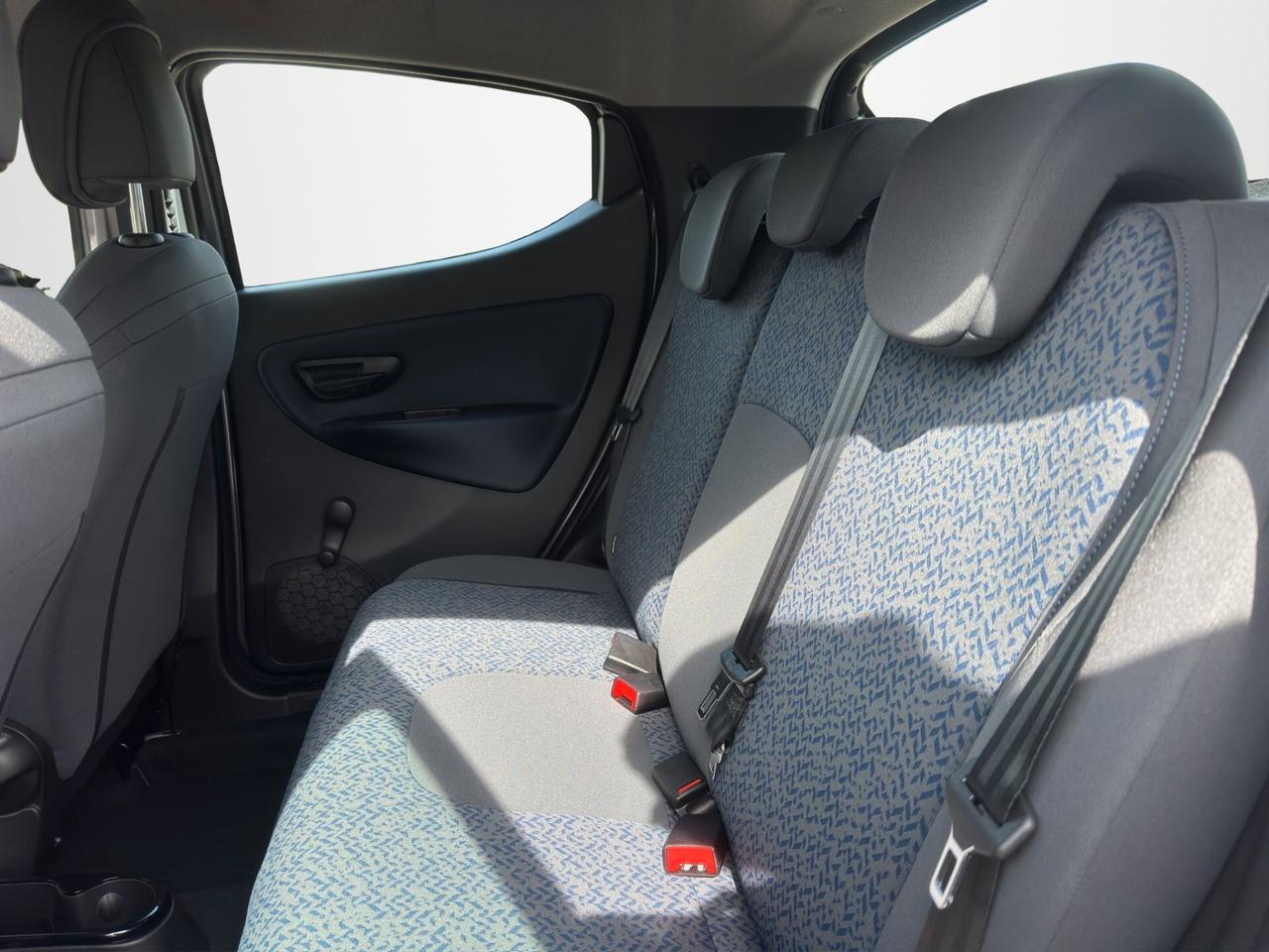 Lancia Ypsilon 1.0 FireFly 5 porte S&S Hybrid Oro