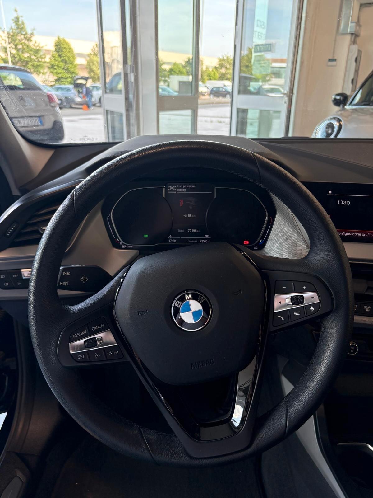Bmw 116 116d 5p. Business Advantage