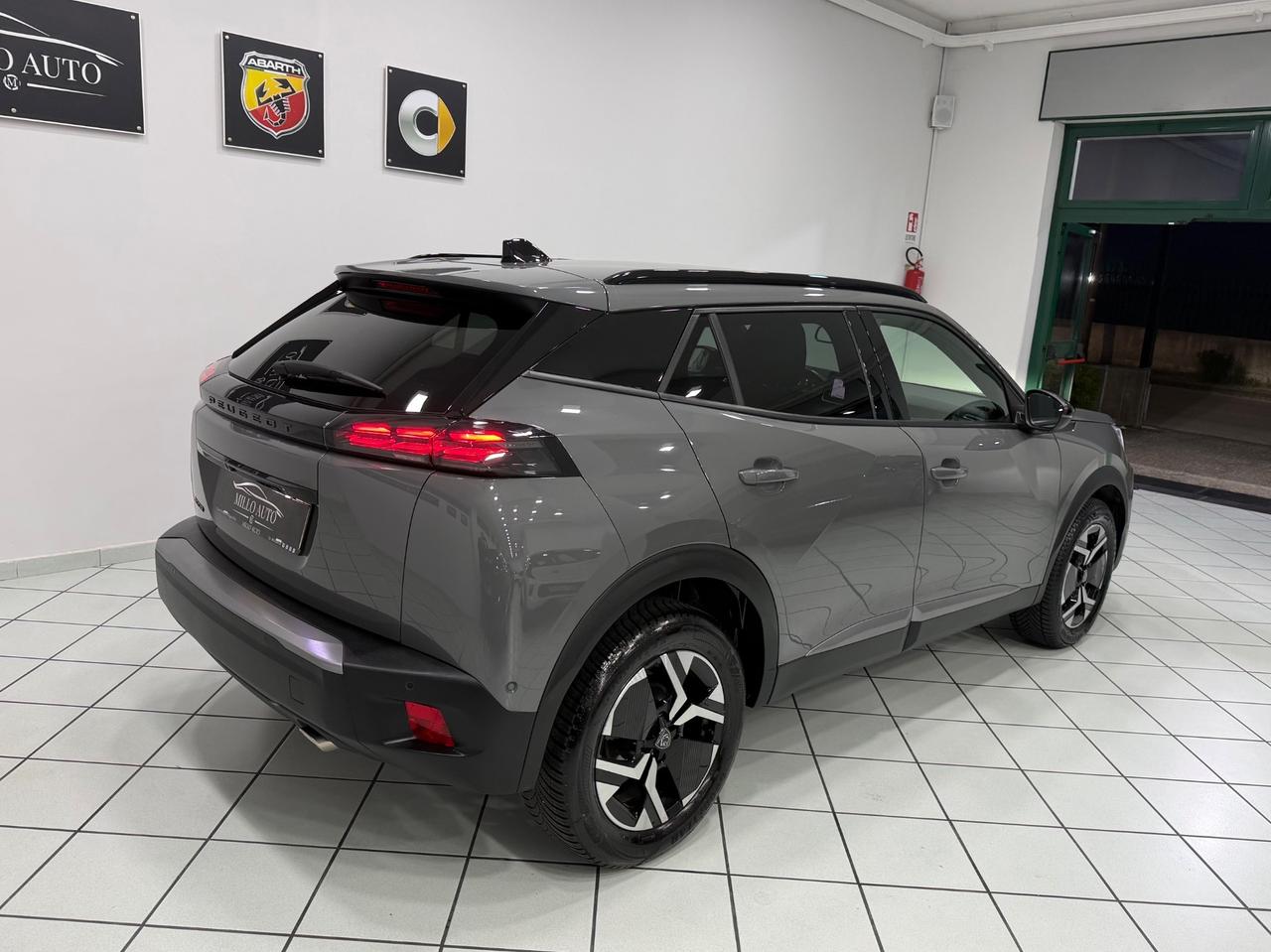 Peugeot 2008 BlueHDi 1.5cc 130cv S&S EAT8 Allure