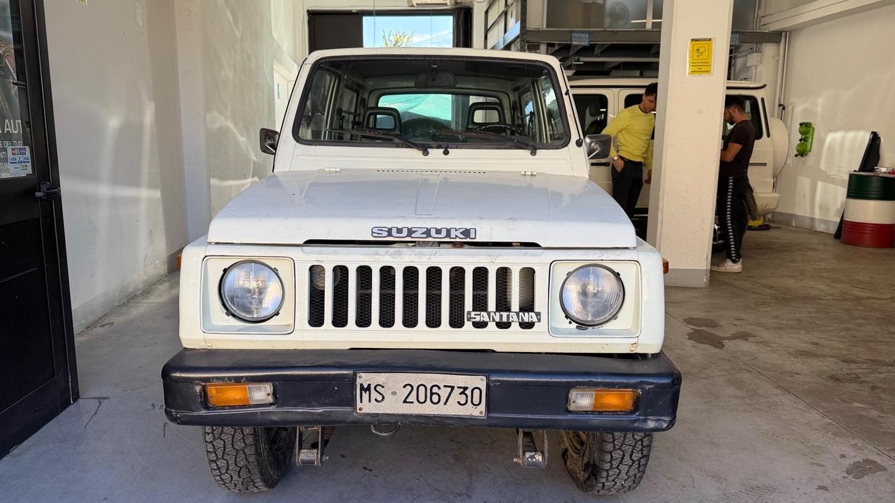 Suzuki SJ Samurai 4x4 De Luxe