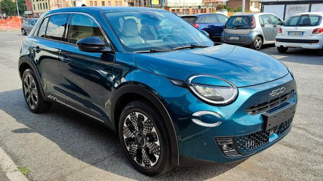 FIAT 600 Hybrid 100 CV DCT MHEV La Prima