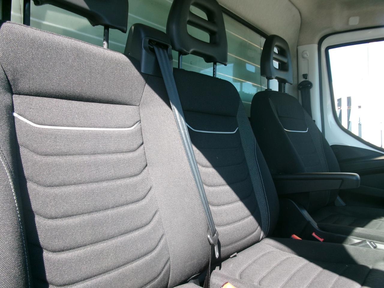 Iveco Daily 35C14 2.3 140CV E6D FURGONE IN LEGA 5 METRI 10 PEDANE