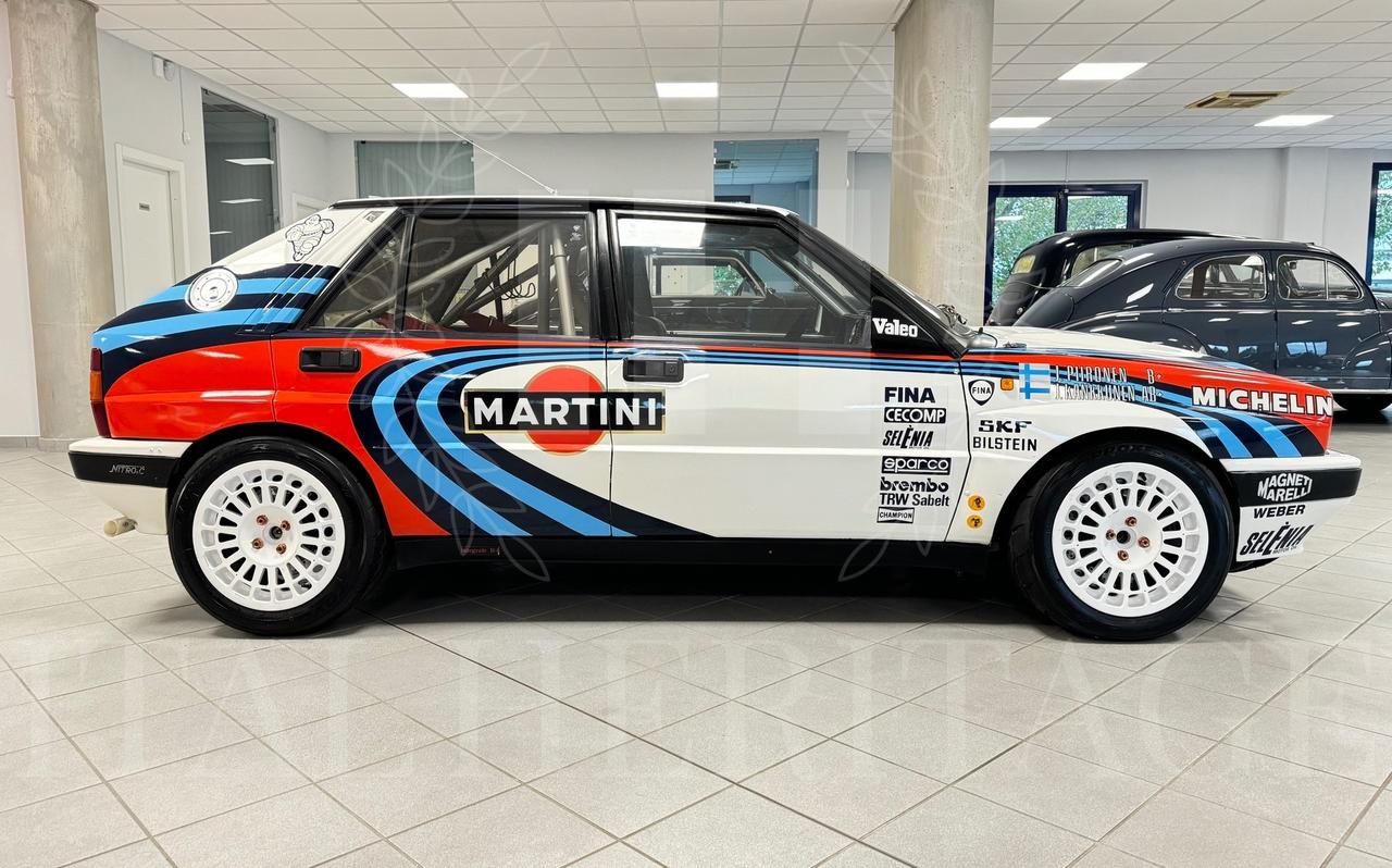 Lancia Delta 16V Gr.A Martini