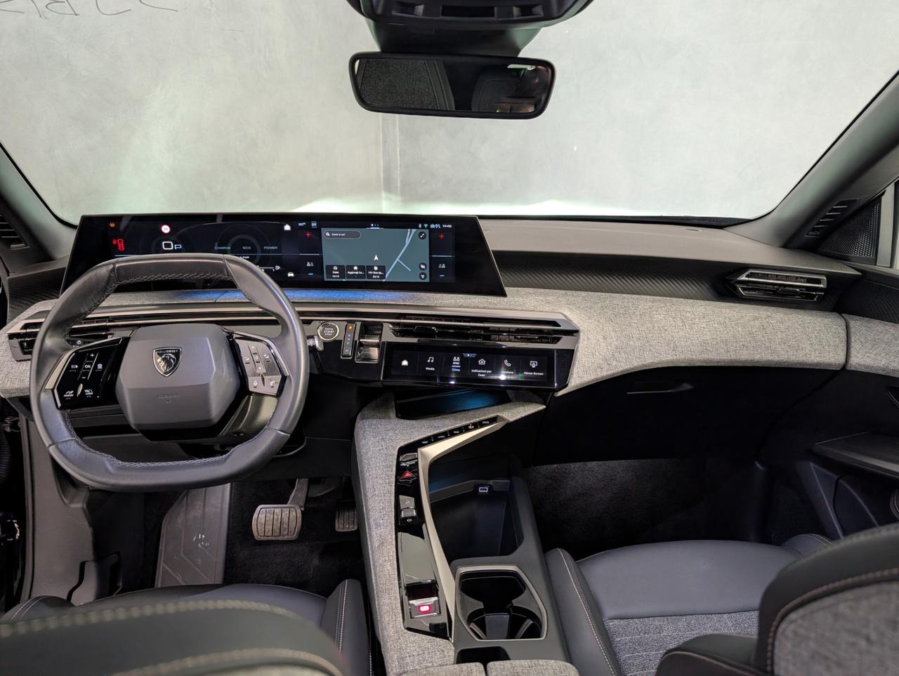 Peugeot 3008 1.2 Hybrid 145cv e-dcs6 Allure