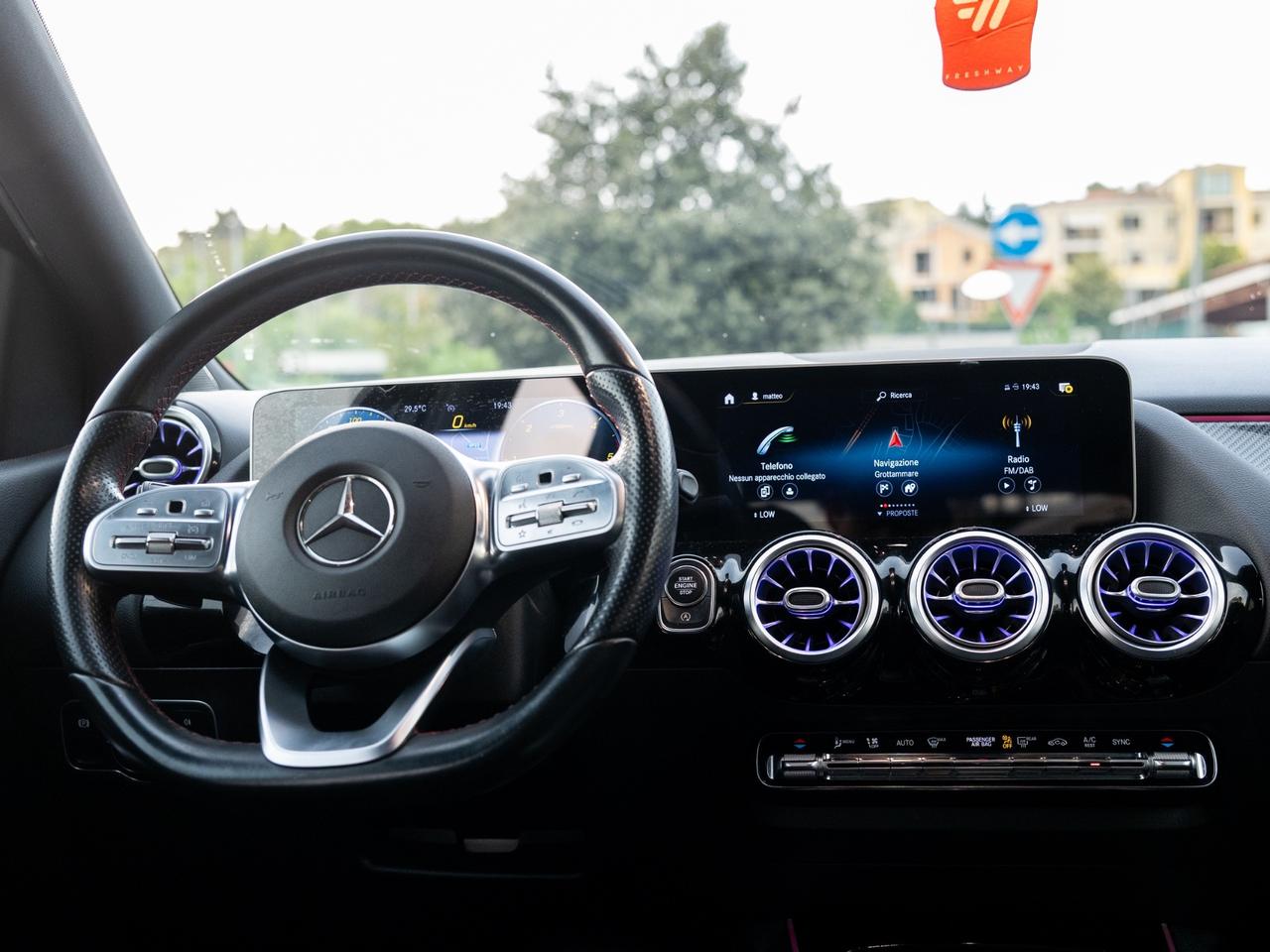 Mercedes-benz B 180 Classe - W247 2020 d Premium auto AMG Line Night Package
