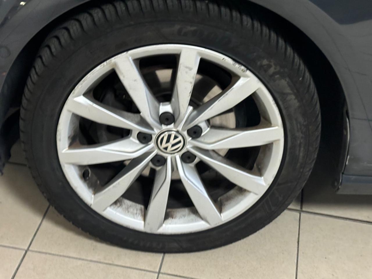 Volkswagen Golf 1.6 TDI 110 CV DSG 5p. Highline BlueMotion Technology