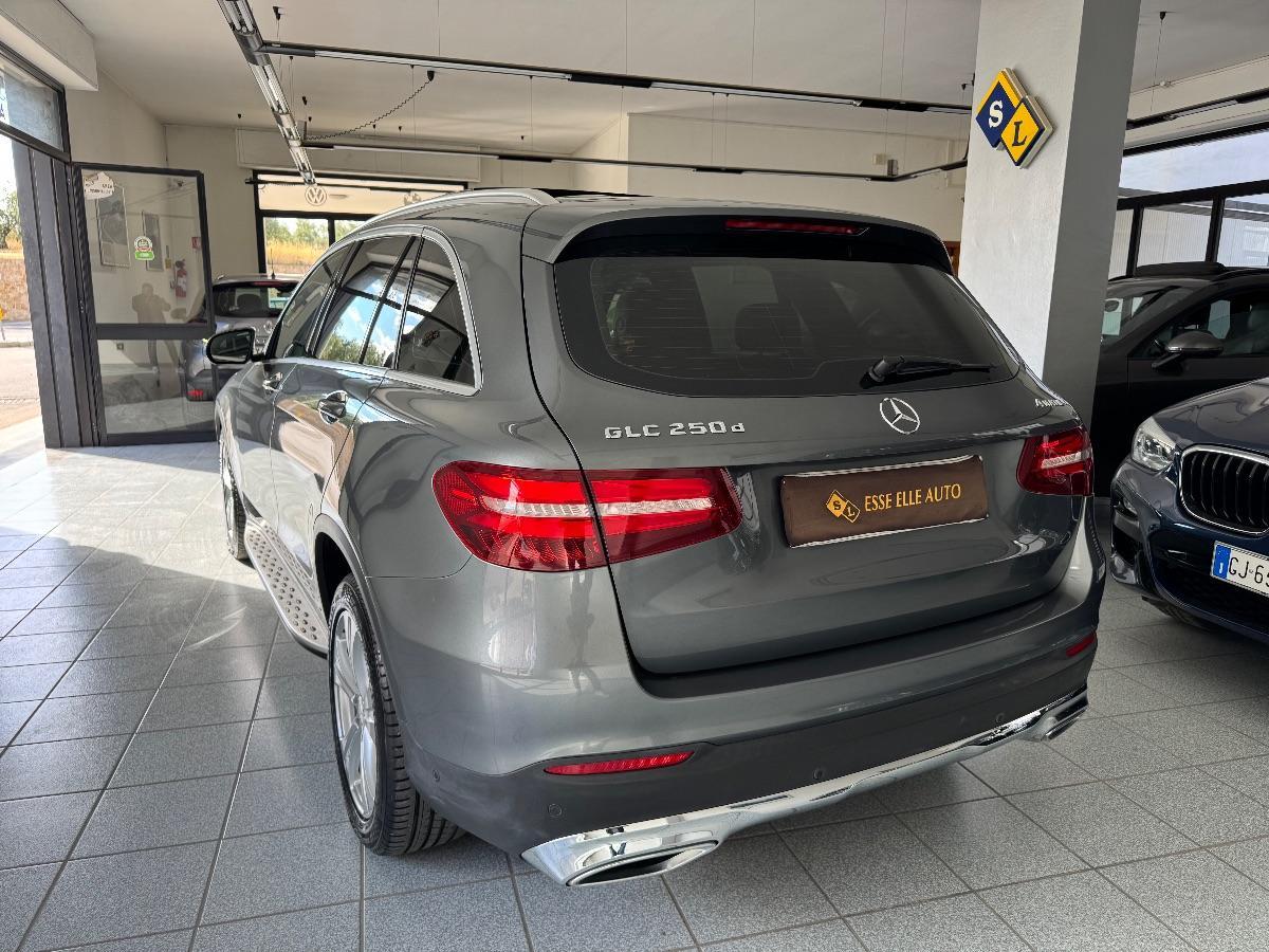MERCEDES GLC 250 4Matic Sport TETTO/ LED/ PEDANE