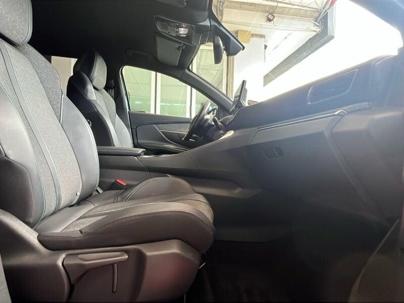 Peugeot 3008 BlueHDI 130 EAT8 S&S Allure Pack