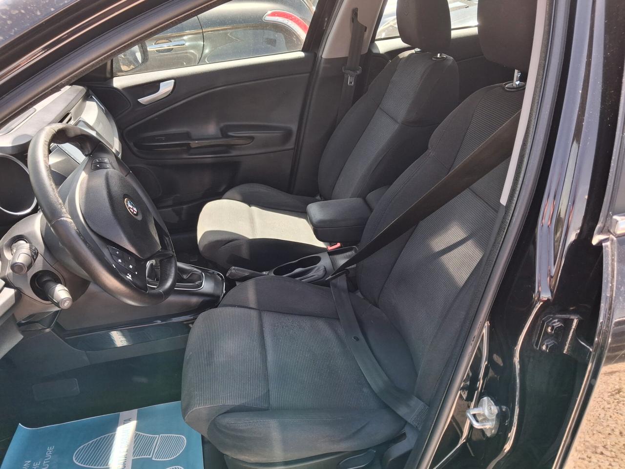 Alfa Romeo Giulietta 1.6 JTDm-2 105 CV Distinctive
