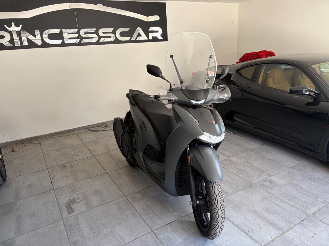 Honda SH 350i SPORT