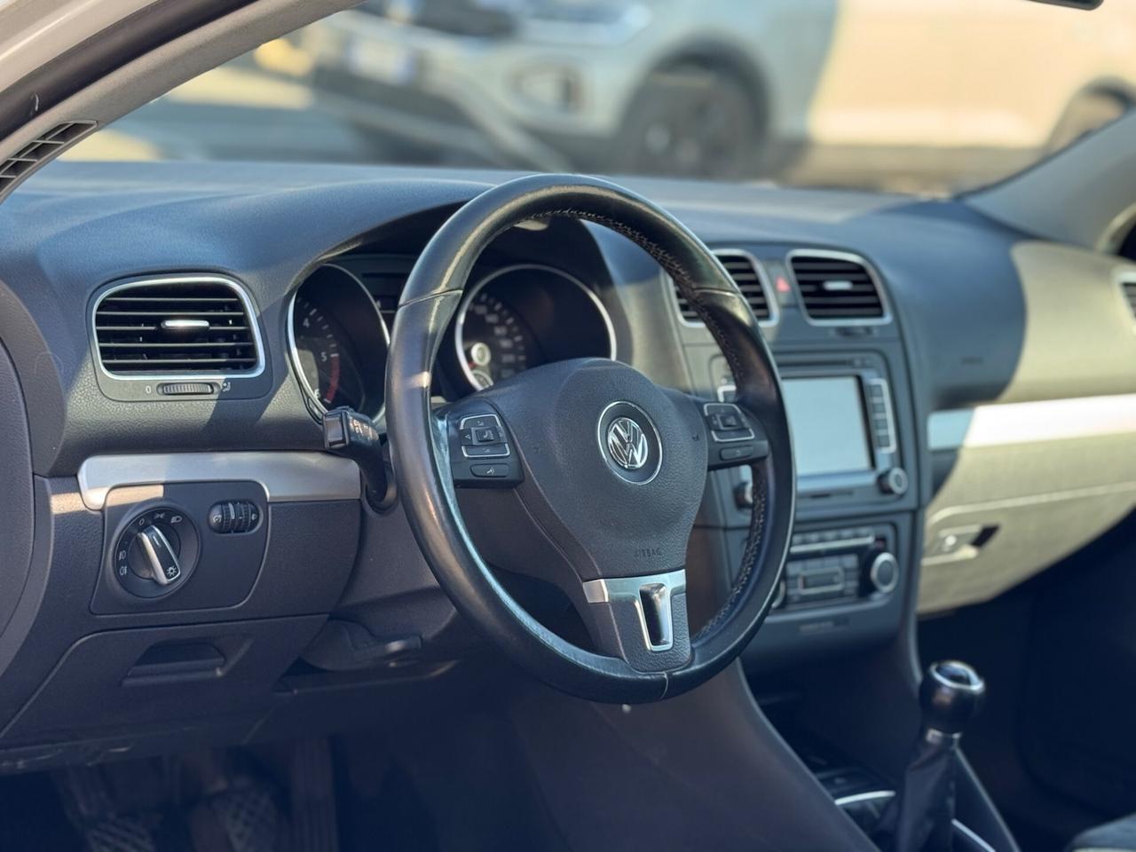 VOLKSWAGEN GOLF 1.6 TDI 105CV GARANZIA 12 MESI