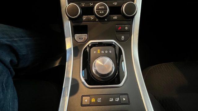 LAND ROVER Range Rover Evoque 2.0 TD4 150 CV 5p. SE Black edition