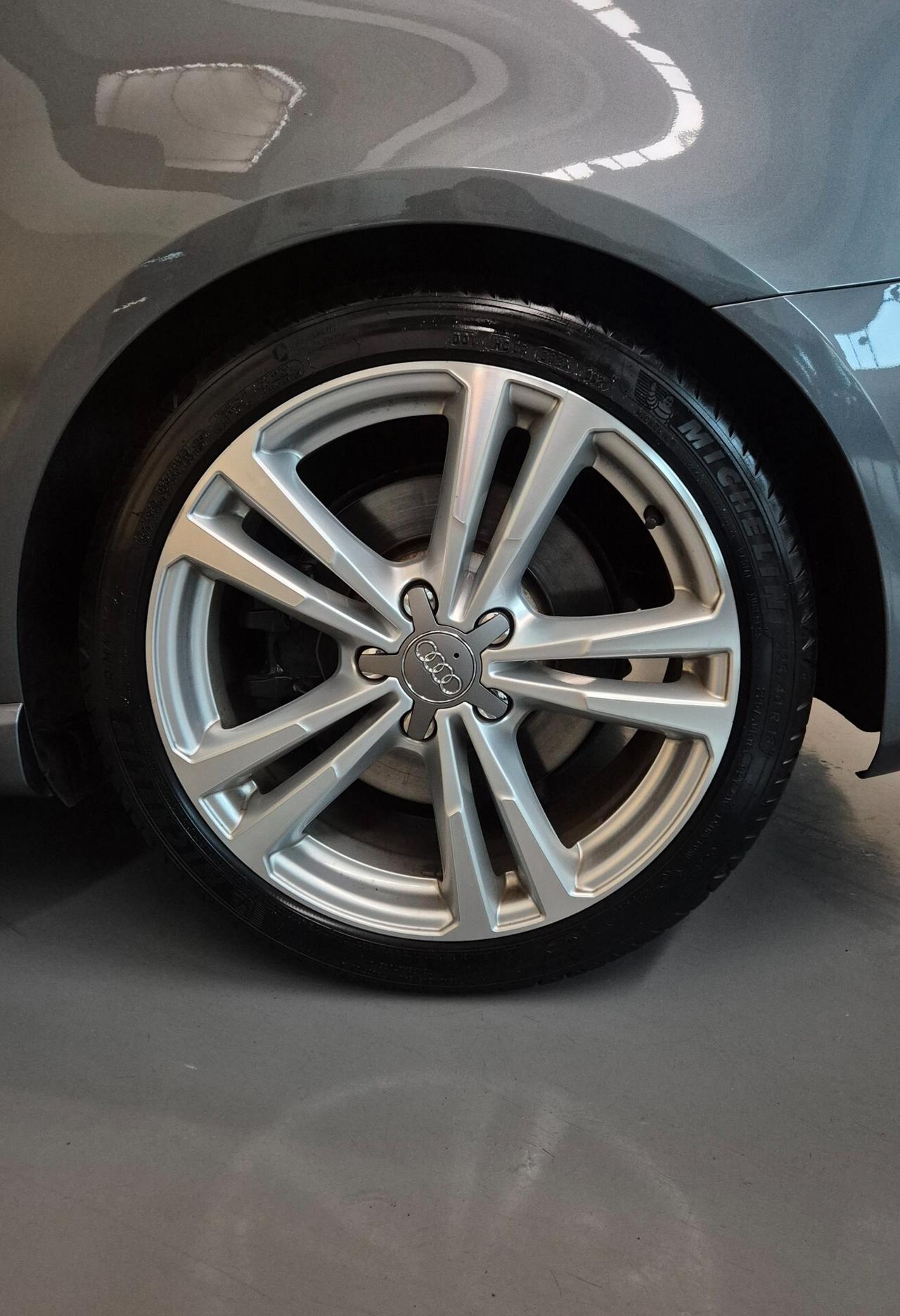 Audi S3 TFSI quattro S tronic 2.0cc 300cv Navigatore auto