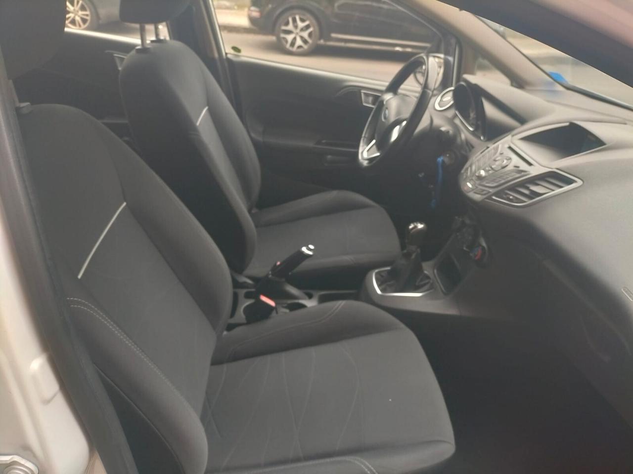 Ford Fiesta 1.5 TDCi 75CV 5 porte Business