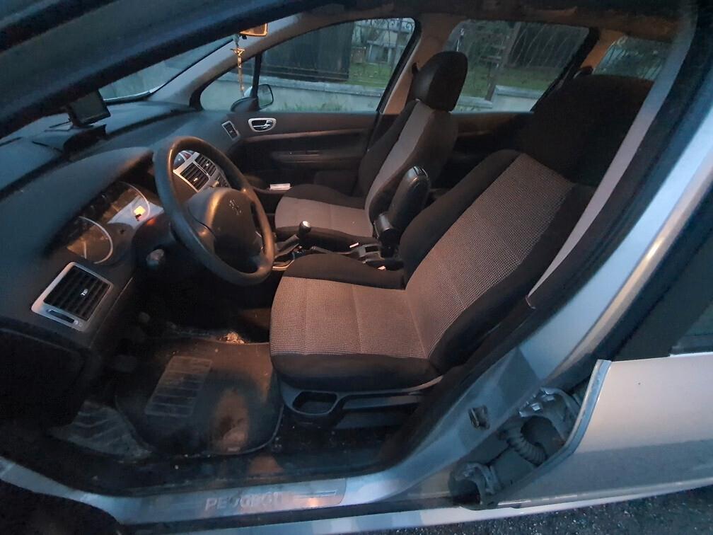 Peugeot 307 1.6 16V HDi 90CV SW