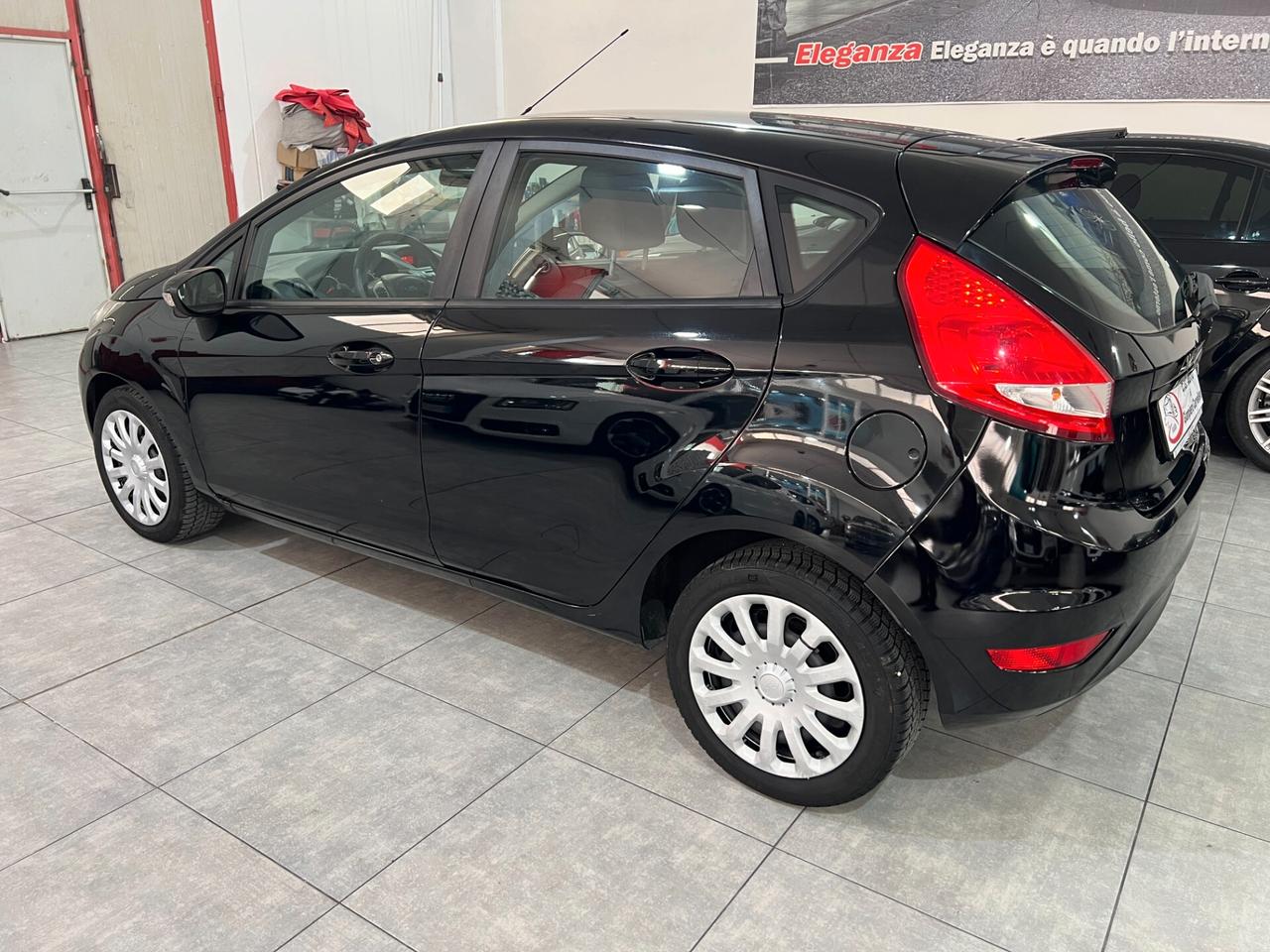 Ford Fiesta 1.4 97 CV - GPL Titanium - 2010