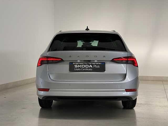 SKODA Octavia 2.0 TDI EVO SCR DSG Wagon Executive