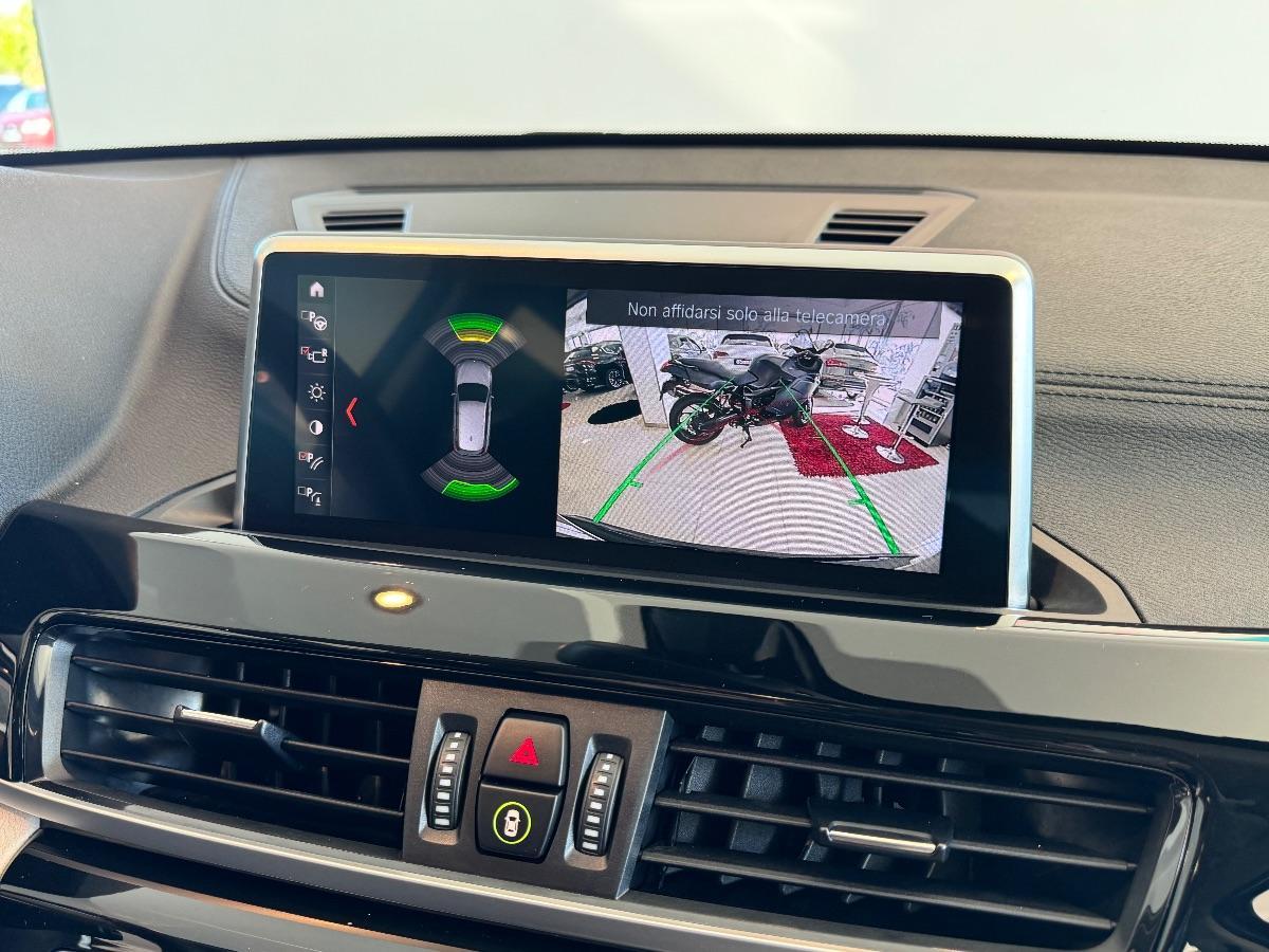 BMW X1 sDrive 18d xLine Pelle/Ambient Light