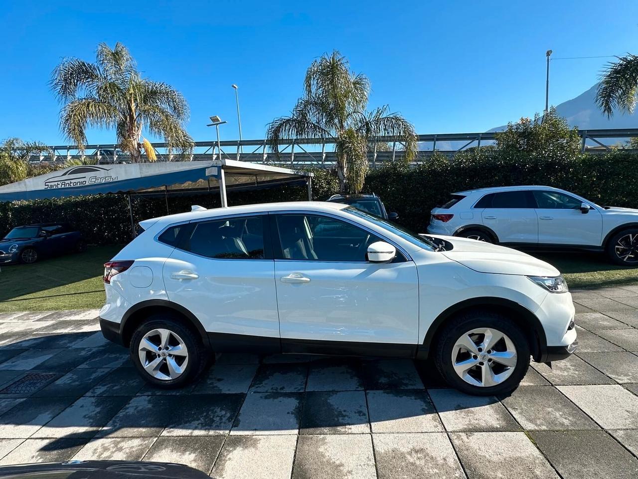 Nissan Qashqai 1.5 dCi 115 2020 Business -CAMBIO AUTOMATIC-RETROCAM -BIANCO PERLA