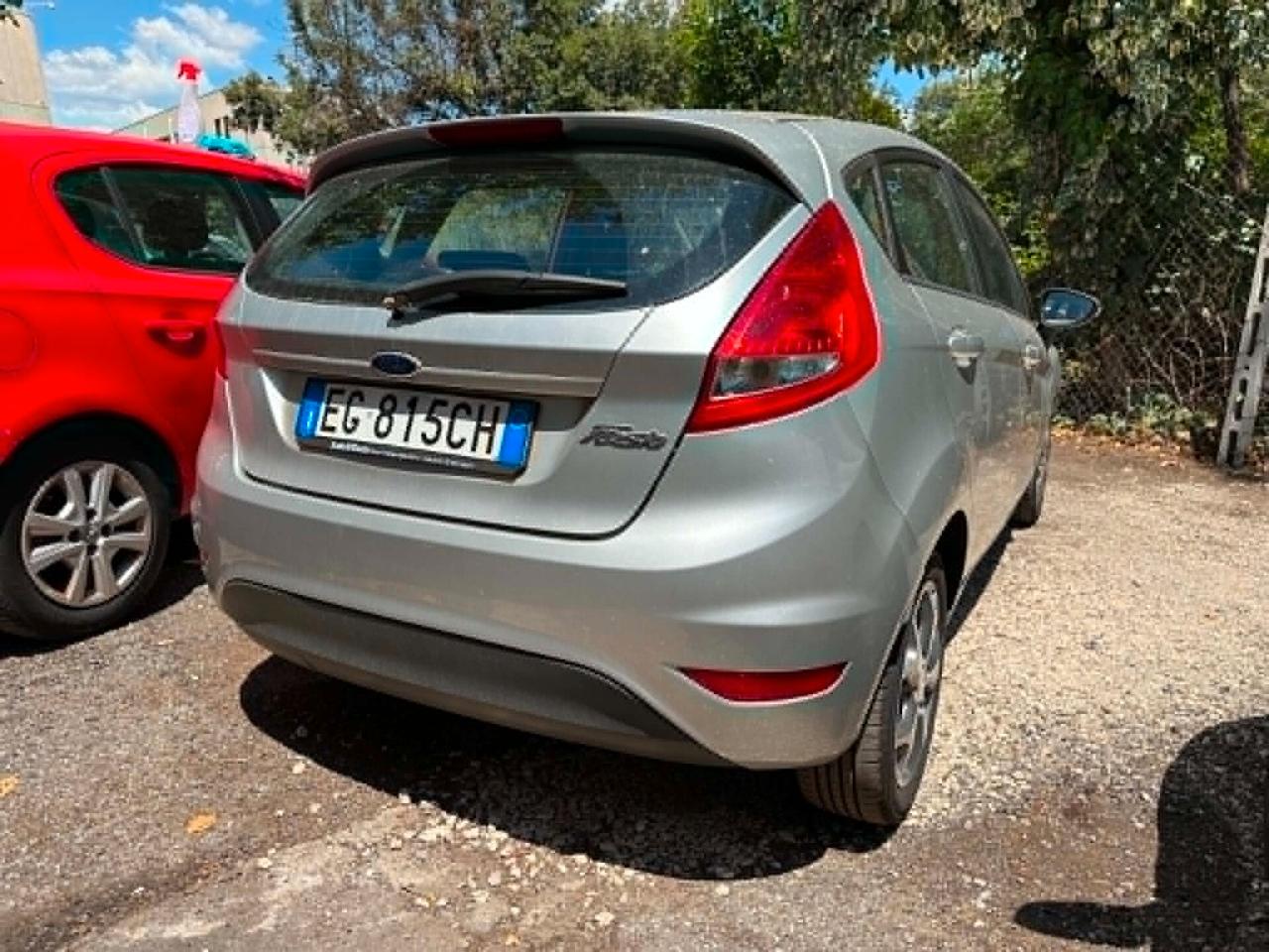 Ford Fiesta 1.4 TDCi 70CV 5 porte Titanium