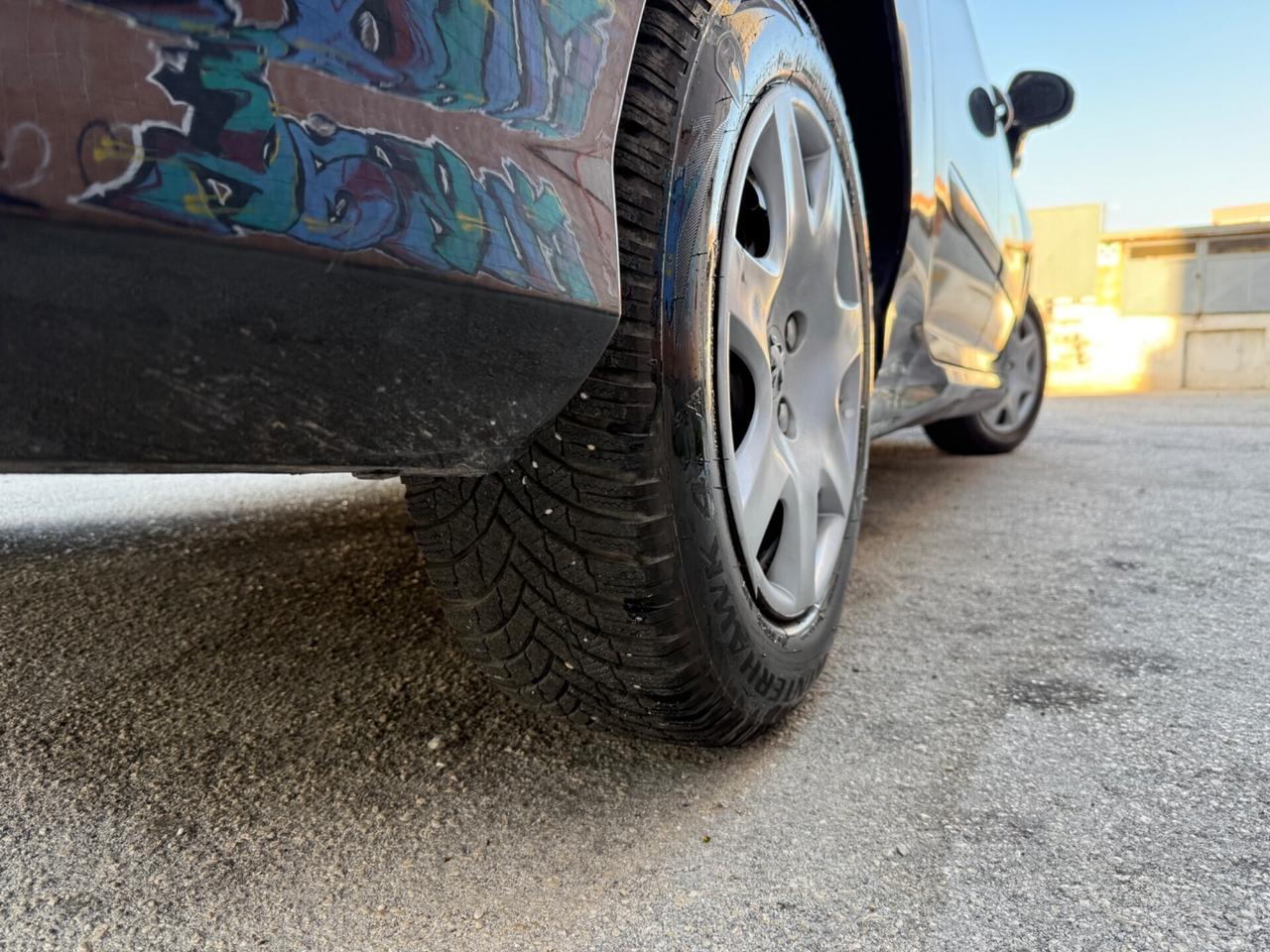 Peugeot 308Restayling 1.6 HDi 90CV SW Premium Perfetta