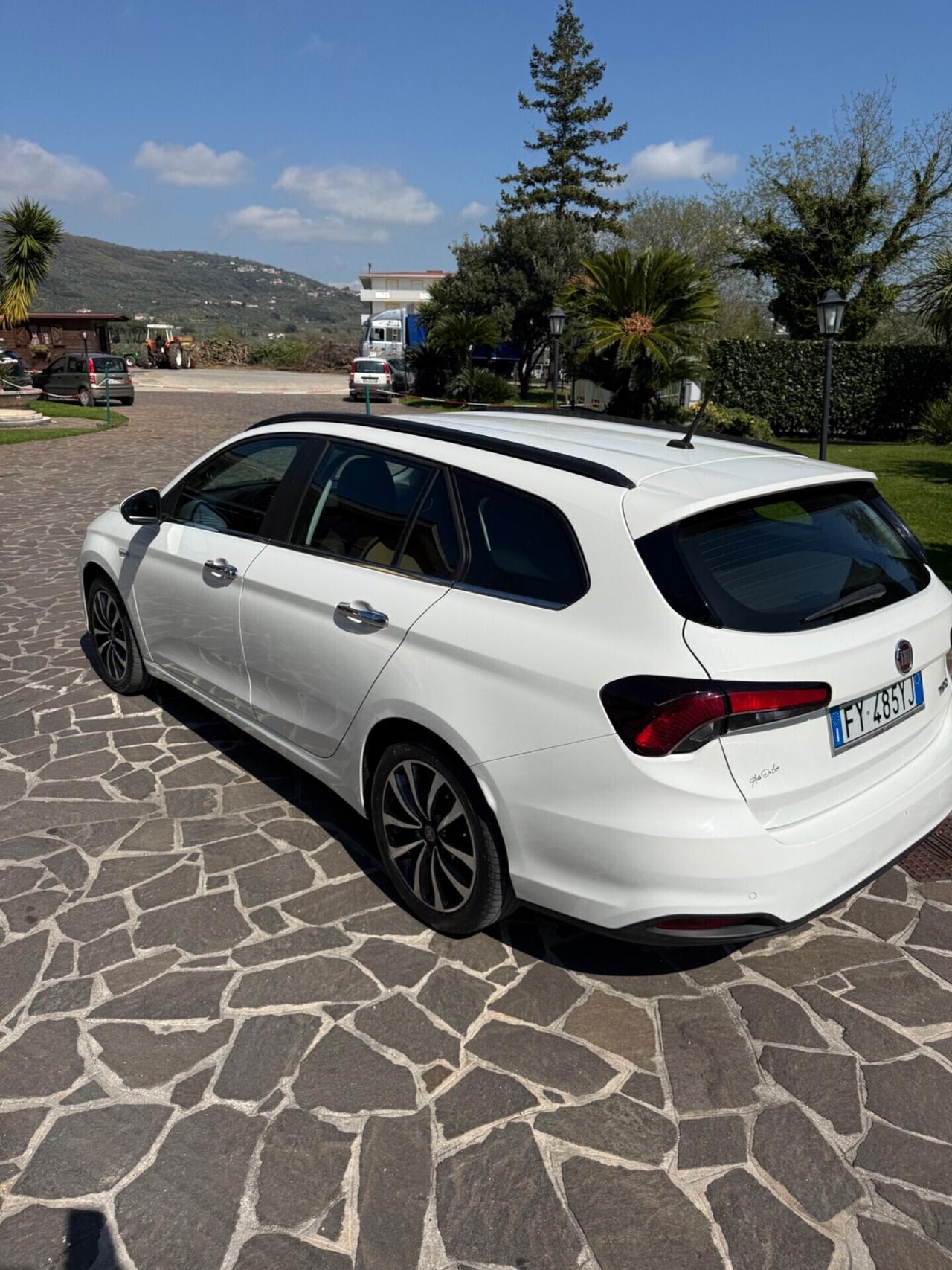 Fiat Tipo 1.6 Mjt S&S SW Lounge 09/2019 uni proprietario