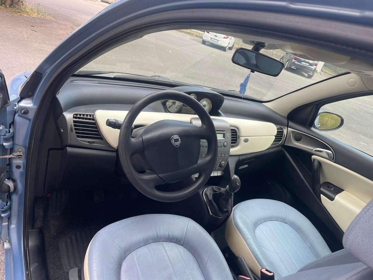 Lancia Ypsilon 1.2 16V Platino Benzina per Neopatentati