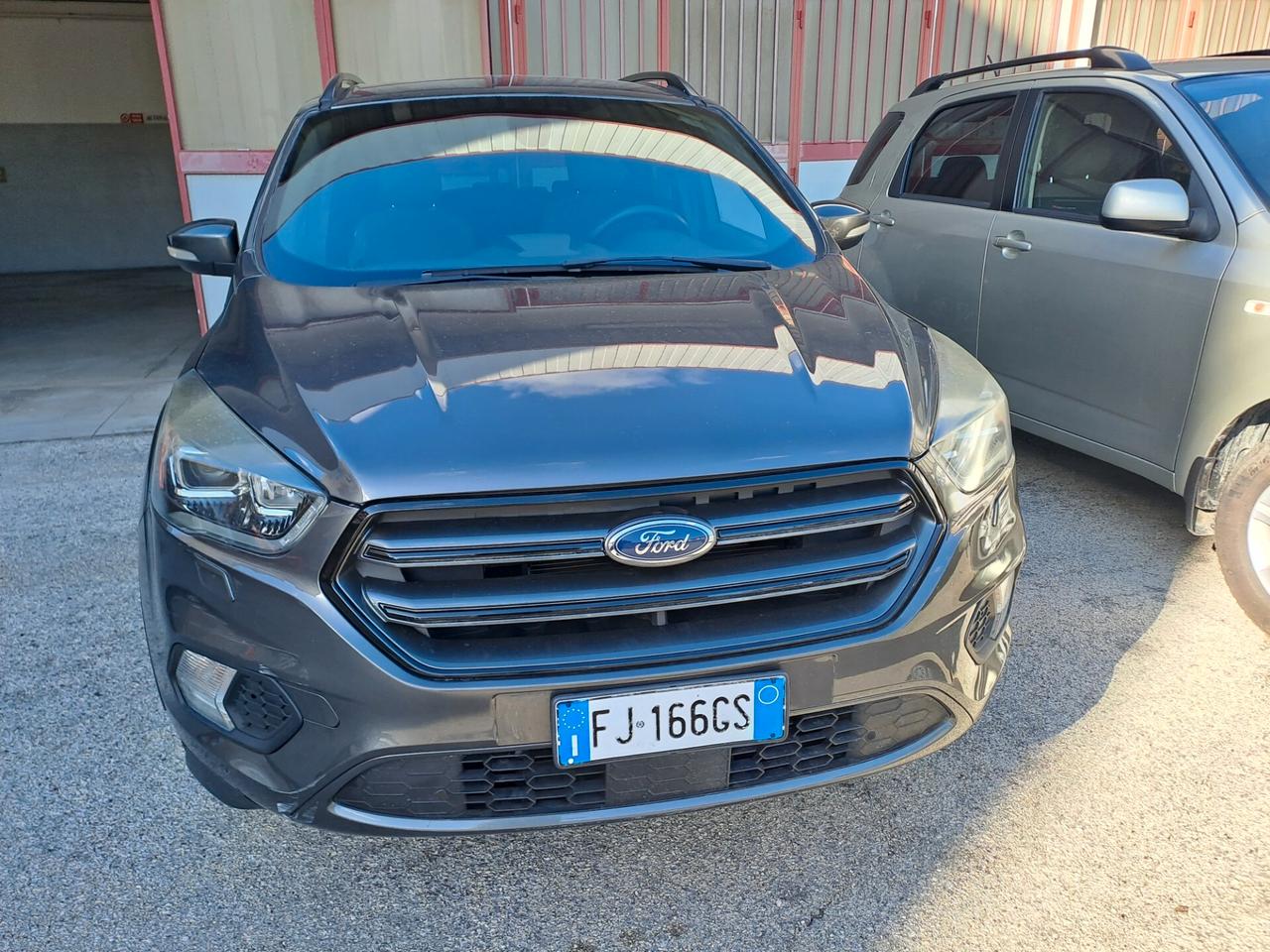 Ford Kuga 1.5 TDCI 120 CV S&S 2WD Titanium