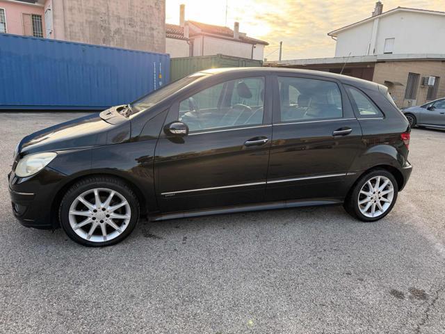 MERCEDES-BENZ B 180 CDI Sport senza nessun lavoro da fare