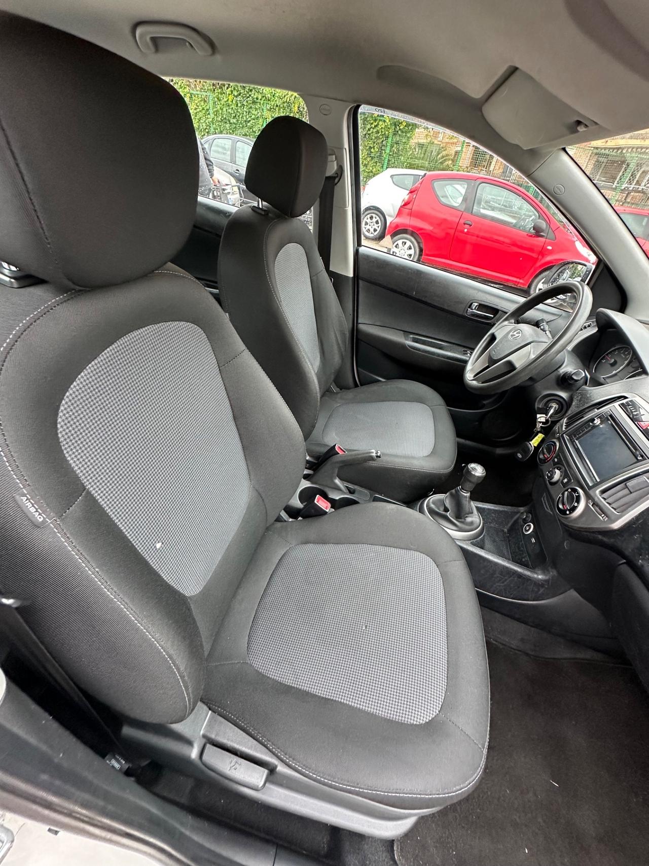 Hyundai i20 1.2 5p. BlueDrive GPL Sound Edition