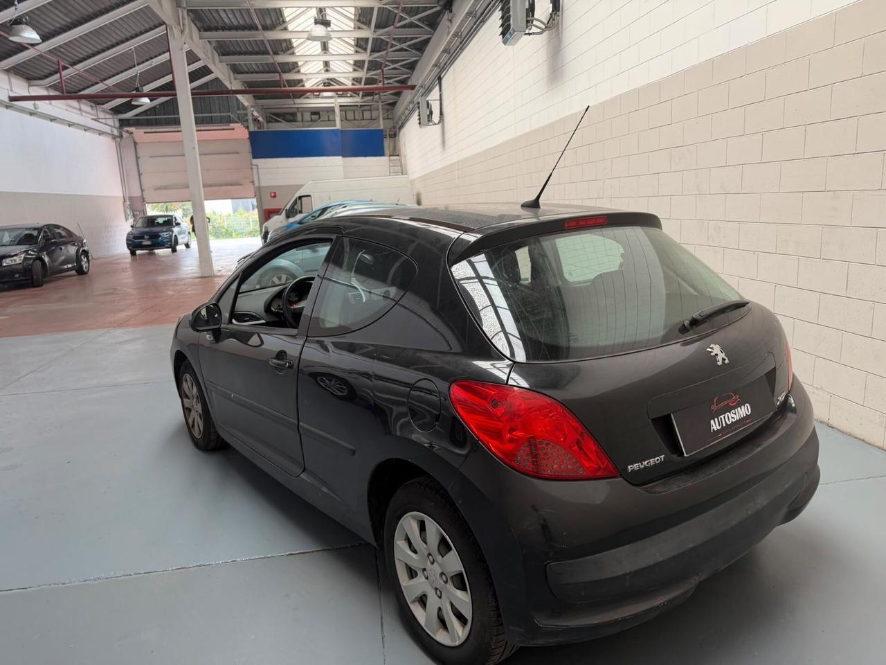 Peugeot 207 1.4 VTi 95CV 3p. XS