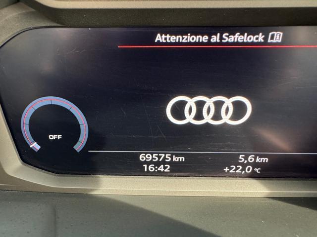 AUDI Q3 35 TDI S tronic Business Advanced