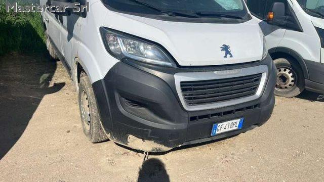PEUGEOT Boxer 330 L2H2 2.2 BlueHDi 140cv - GF418PL