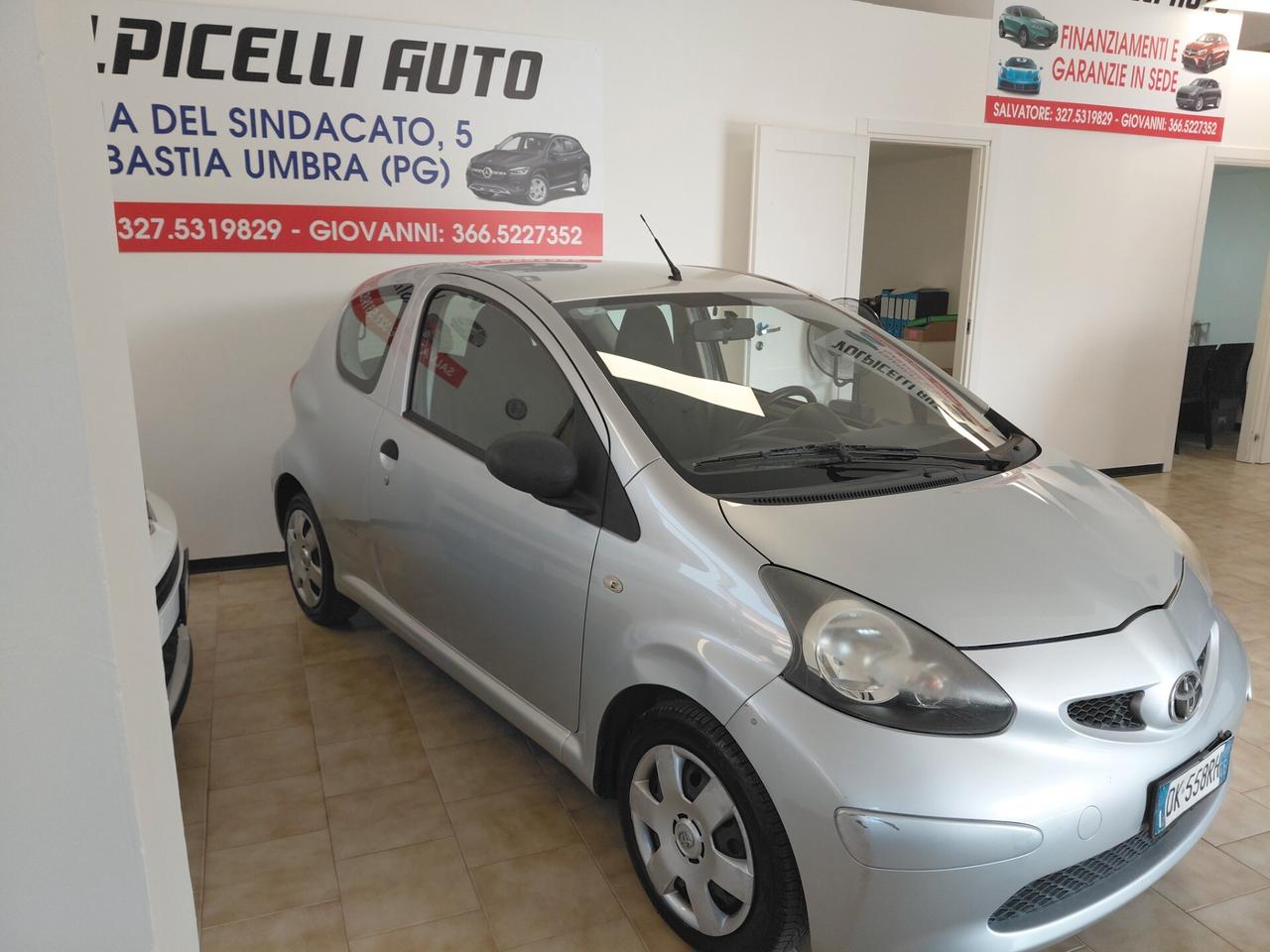 TOYOTA AYGO ANNO 2007 BZ 1.0 ADATTA NEOPATENTATI KM 57 MILA