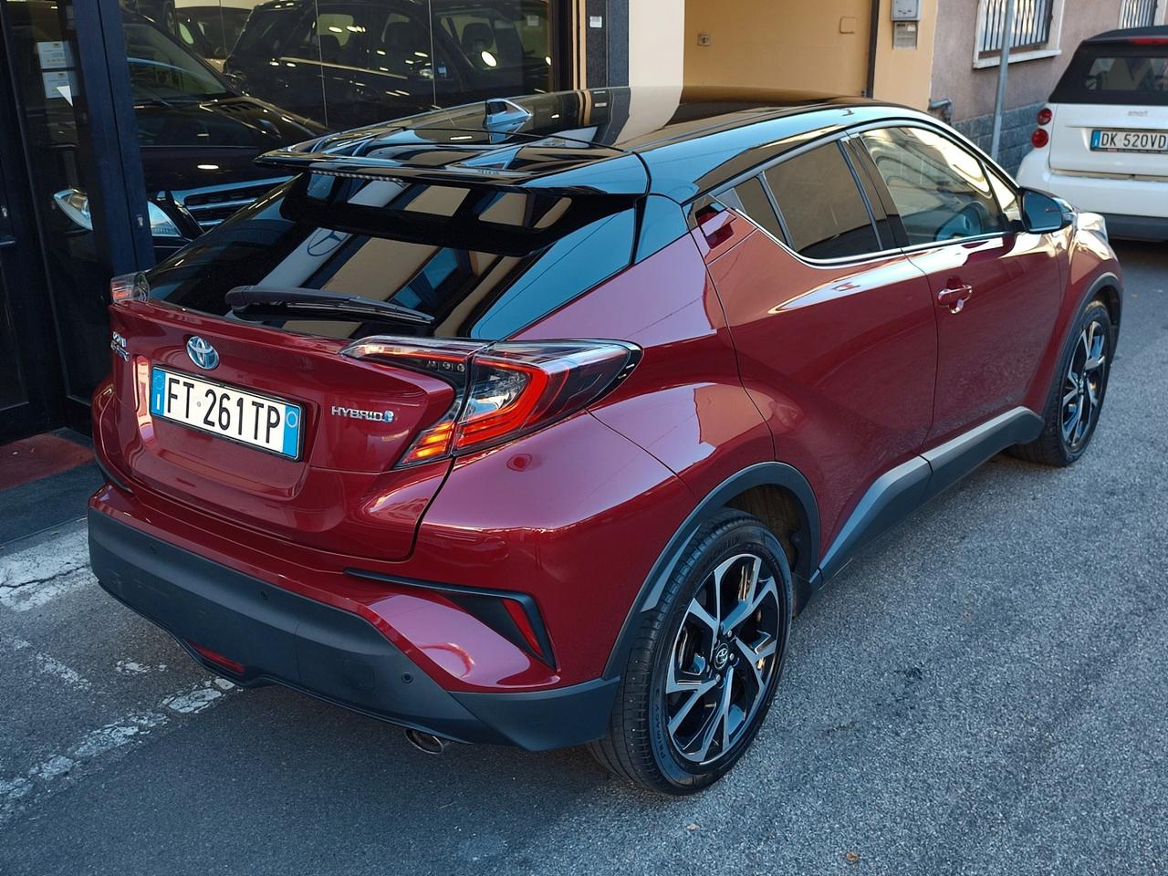 Toyota C-HR 1.8 Hybrid E-CVT Trend