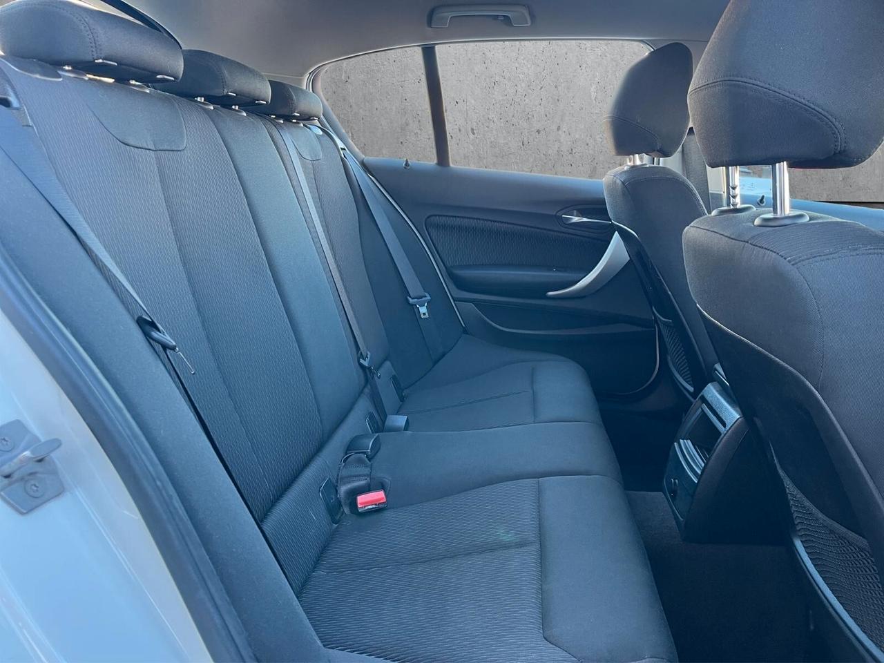 Bmw 116d 5p. Advantage Auto.