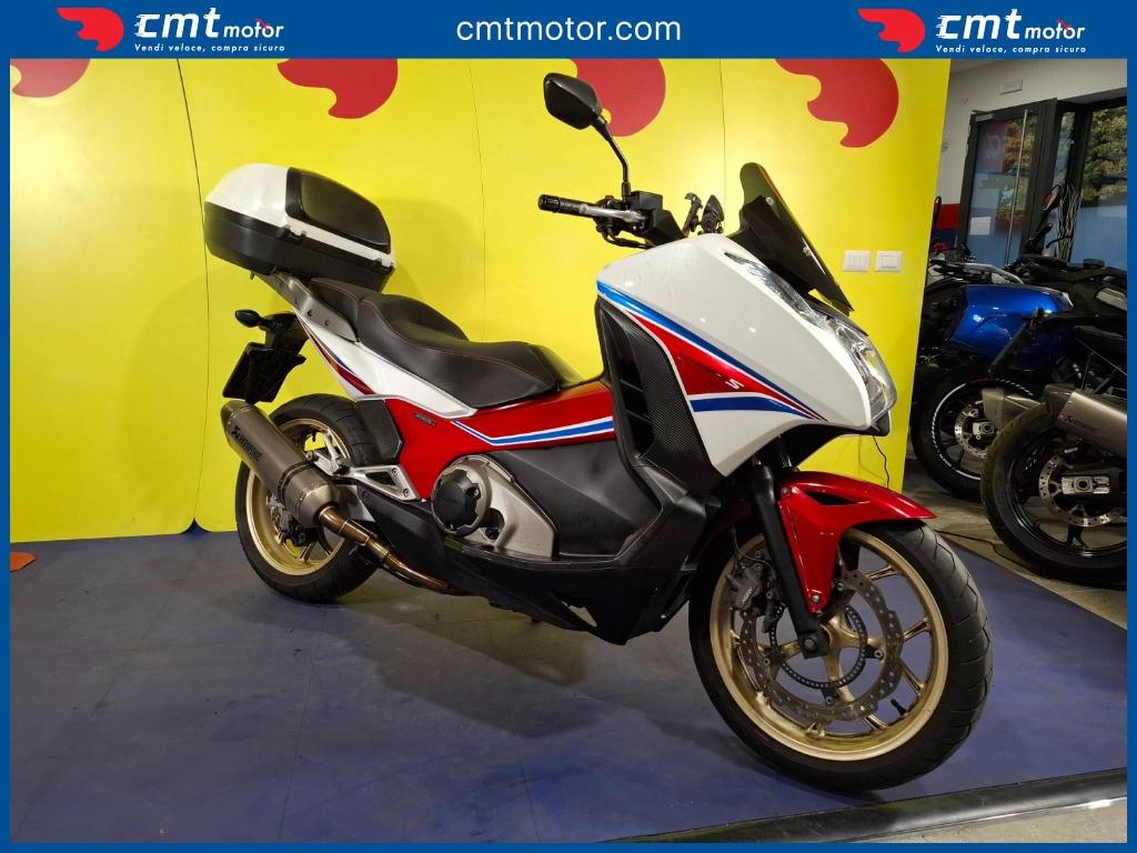 Honda Integra - 2015