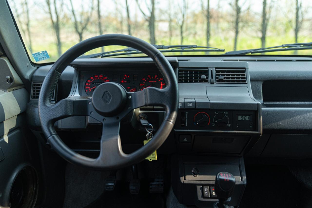 Renault Altro 5 GT TURBO PHASE 1 - RDS01861